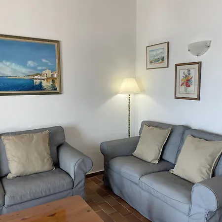 Es Castell 2 4 By Som Menorca 포르넬스